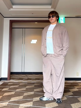 「アイテム（セットアップ）」を使った、棚橋弘至さん（メンズ・181cm）の春コーディネート