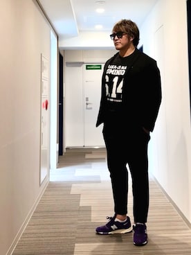 「アイテム（セットアップ）」を使った、棚橋弘至さん（メンズ・181cm）の春コーディネート