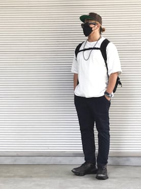 「アイテム（キャップ、ブラウン系）」を使った、棚橋弘至さん（メンズ・181cm）の春コーディネート