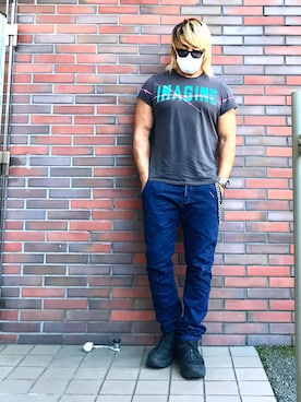 「STEVENSON OVERALL CO.（スティーブンソンオーバーオール）のアイテム（デニムパンツ）」を使った、棚橋弘至さん（メンズ・181cm）の夏コーディネート