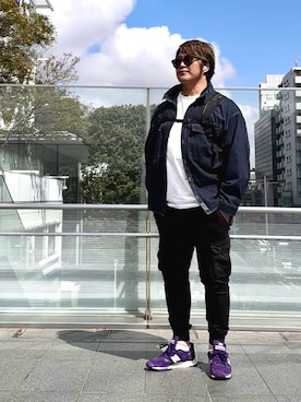 「FIDESのアイテム（Tシャツ/カットソー、ホワイト系）」を使った、棚橋弘至さん（メンズ・181cm）の春コーディネート