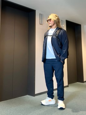 「アイテム（セットアップ）」を使った、棚橋弘至さん（メンズ・181cm）の夏コーディネート