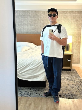 「CDG（シーディージー）のアイテム（トップス）」を使った、棚橋弘至さん（メンズ・181cm）の夏コーディネート