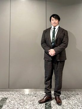 「アイテム（スーツセット）」を使った、棚橋弘至さん（メンズ・181cm）の夏コーディネート