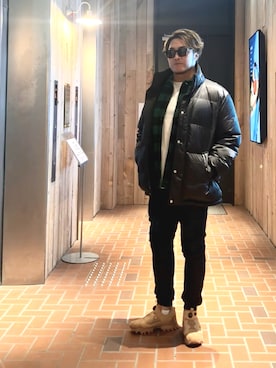 「SOPHNET.（ソフネット）のアイテム」を使った、棚橋弘至さん（メンズ・181cm）の冬コーディネート