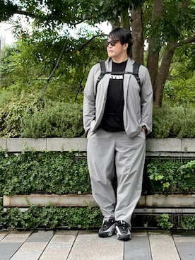 「アイテム（セットアップ）」を使った、棚橋弘至さん（メンズ・181cm）の秋コーディネート