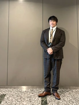 「アイテム（スーツセット）」を使った、棚橋弘至さん（メンズ・181cm）の夏コーディネート