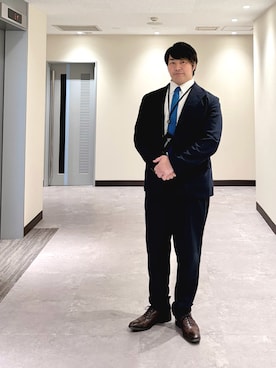 「アイテム（スーツセット）」を使った、棚橋弘至さん（メンズ・181cm）の秋コーディネート