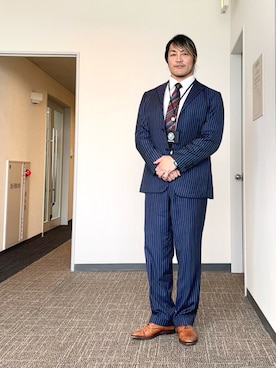 「アイテム（スーツセット）」を使った、棚橋弘至さん（メンズ・181cm）の夏コーディネート