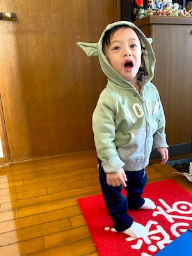 「アイテム（パーカー）」を使った、GENchanさん（キッズ・70cm）の秋コーディネート