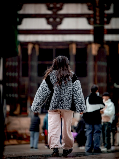 未使用 etsinta エシンタ ブロッキングファーZIPコート 【公式通販】