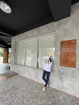 「A&F（エーアンドエフ）のアイテム」を使った、Helen Chiuさん（レディース・158cm）の秋コーディネート