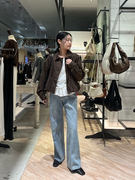 「CAPRICIEUX LE'MAGE（カプリシューレマージュ）のアイテム（デニムパンツ）」を使った、Kyokaさん（レディース・151cm）の秋コーディネート
