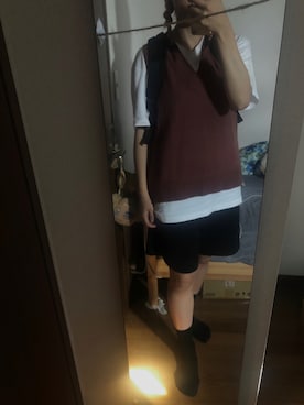 「大学生コーデ」｜「アイテム（スウェットパンツ）」を使った、世漓さん（レディース・168cm）の秋コーディネート
