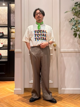「DRESSTERIOR（ドレステリア）の【ウォッシャブル】サイドゴア ワンタックワイドパンツ（その他パンツ、ブラウン系）」を使った、tsuruta.dressteriorさん（メンズ・164cm）の夏コーディネート