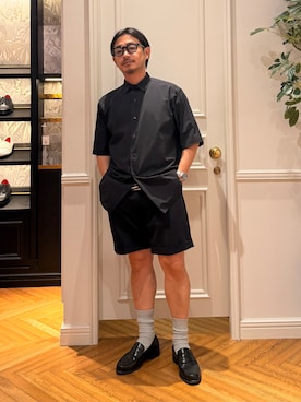 「DRESSTERIOR（ドレステリア）の【干場義雅×K－3B×DRESSTERIOR】ストレッチシャツ（シャツ/ブラウス、ブラック系）」を使った、tsuruta.dressteriorさん（メンズ・164cm）の夏コーディネート