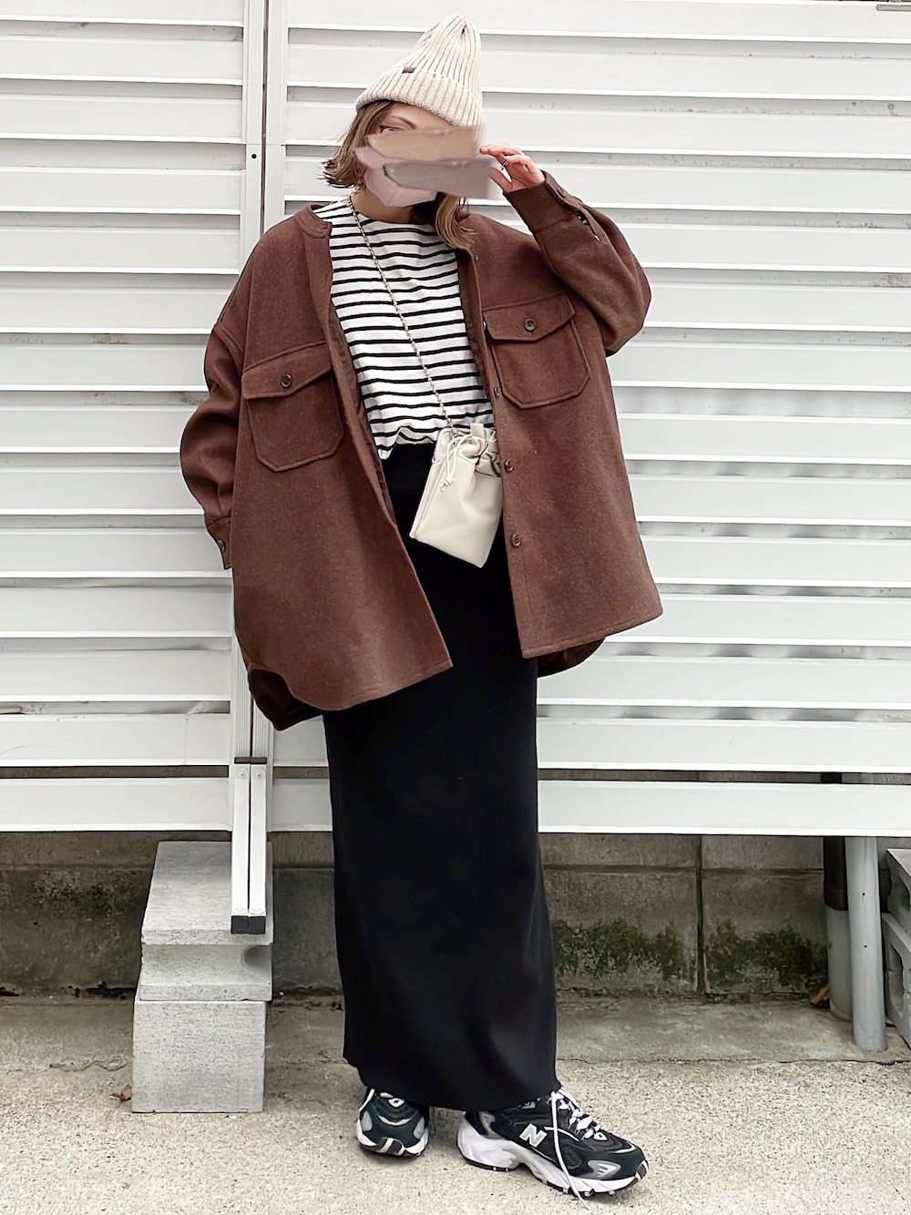 「秋ルック紹介するよ、秋コーデ、低身長コーデ、秋服準備はじめました、秋🍁コーデ、ショルダーバッグ、ニット帽、ミニバッグ、カジュアルコーデ」｜「GeeRAの《インスタグラマーmoyoさんコラボ》【21冬新着】メルトンCPOジャケット（その他アウター、ブラウン系）」を使った、moyooonnさん（レディース・152cm）の秋コーディネートの1枚目の写真