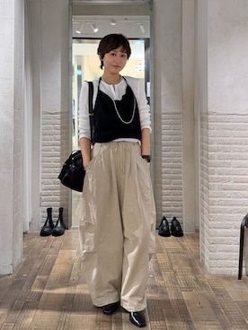 「JEANASIS（ジーナシス）のチェーンハンドルキンチャクBAG/1023355（ショルダーバッグ、ブラック系）」を使った、つーさんさん（レディース）の秋コーディネート