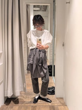 「JEANASIS（ジーナシス）のストレッチスティックパンツ/1069951（デニムパンツ、グレー系）」を使った、つーさんさん（レディース）の秋コーディネート