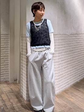 「JEANASIS（ジーナシス）のアイテム（パンツ）」を使った、つーさんさん（レディース・164cm）の春コーディネート