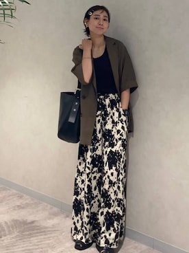 「アイテム（テーラードジャケット）」を使った、つーさんさん（レディース・164cm・30代）の夏コーディネート