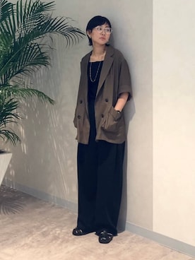「アイテム（テーラードジャケット、グリーン系）」を使った、つーさんさん（レディース・164cm）の夏コーディネート