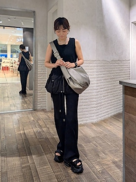 「JEANASIS（ジーナシス）のアイテム（パンツ）」を使った、つーさんさん（レディース・164cm）の春コーディネート