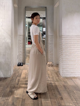 「eL（エル）の【eL】Compact Sheer TEE SS/660765（Tシャツ/カットソー、ホワイト系）」を使った、つーさんさん（レディース）の春コーディネート