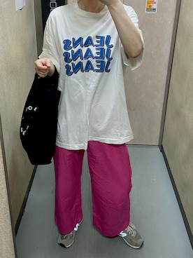 「blurhms（ブラームス）のblurhmsROOTSTOCK | 〈別注〉ビッグロゴTシャツ MEN（Tシャツ/カットソー、ホワイト系）」を使った、温流さん（レディース・160cm）の夏コーディネート