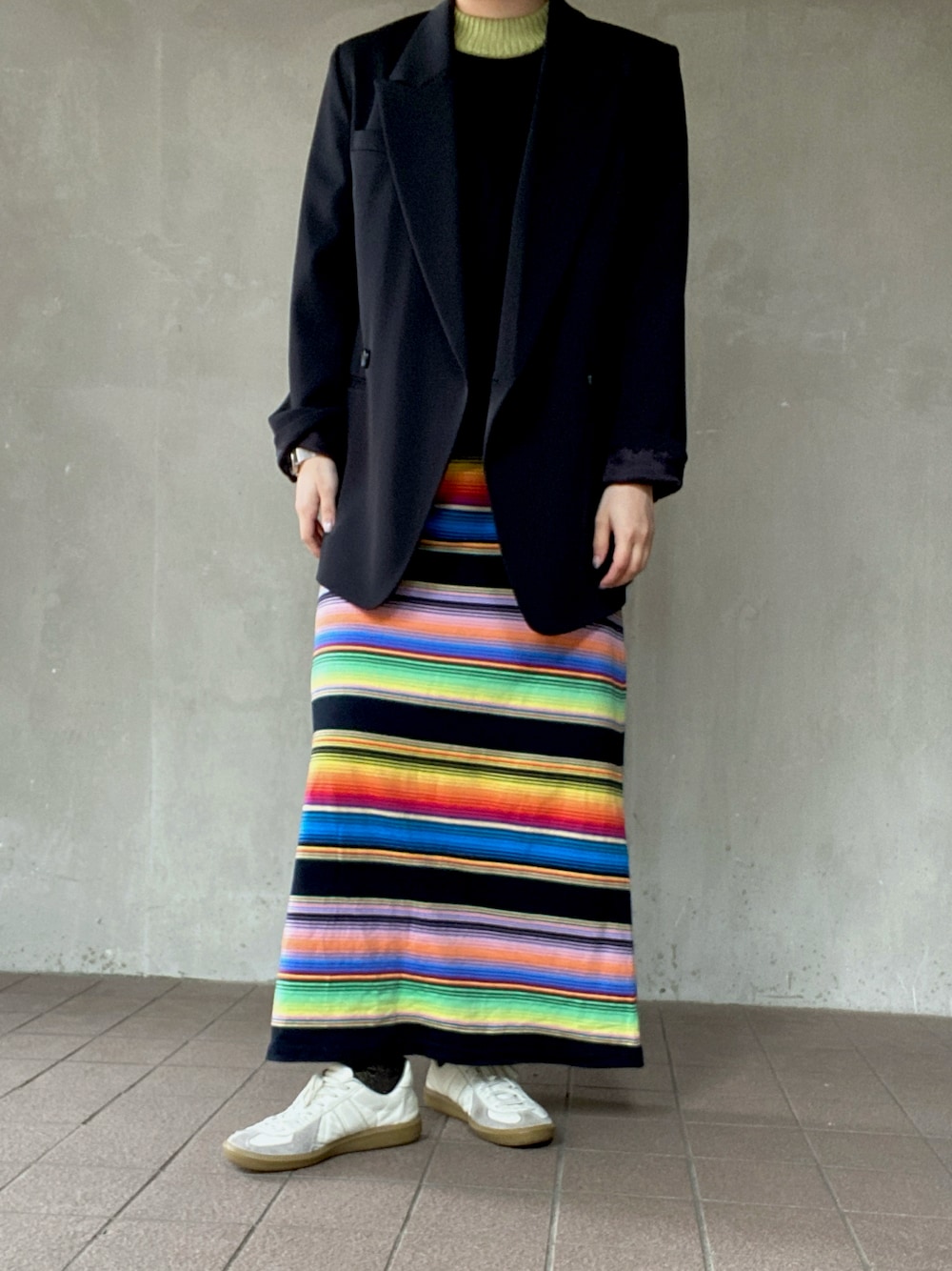 「ootd、休日スタイル、今日のコーデ、春コーデ、カラーコーデ、大人コーデ、ジャケットスタイル、お出かけコーデ、ジャケット、春ニット、ロングスカート、ジャーマントレーナー、おしゃれさんと繋がりたい、いいね、save、フォローお願いします🤑」｜「BshopのA MENDA | リンガーニットTシャツ WOMEN（ニット/セーター、ブラック系）」を使った、温流さん（レディース・160cm）の春コーディネートの1枚目の写真