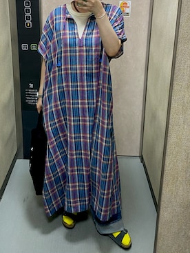 「Bshop（ビショップ）のINDIA INDUSTRY | マドラスチェック カフタンワンピース WOMEN（ワンピース、ブルー系）」を使った、温流さん（レディース・160cm）の夏コーディネート