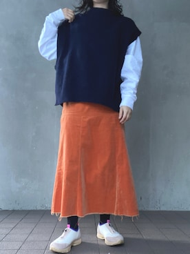 「ニットベスト」｜「アイテム（スウェット）」を使った、温流さん（レディース・159cm）の冬コーディネート