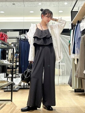 「LAKOLE（ラコレ）のがま口風ミニ2WAYショルダーバッグ / 597954（ショルダーバッグ、ブラック系）」を使った、もんちゃんさん（レディース・163cm）の春コーディネート