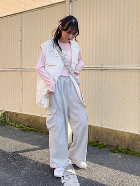 「LAKOLE（ラコレ）のアイテム（スウェットパンツ）」を使った、もんちゃんさん（レディース・163cm）の春コーディネート