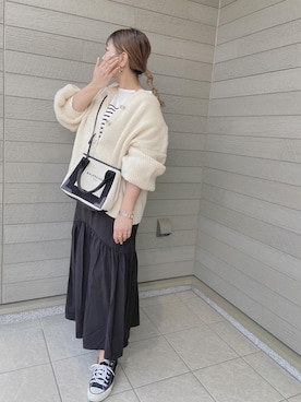 「Shelly island（シェリーアイランド）のボリュームクルーネックカーディガン（カーディガン/ボレロ）」を使った、makikiさん（レディース・158cm）の秋コーディネート