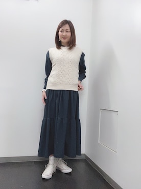 「ベスト×ワンピース」｜「アイテム（アクセサリー）」を使った、玲央さん（レディース・160cm）の春コーディネート