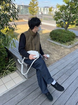 「stein（シュタイン）のアイテム（ベスト）」を使った、heyheyさん（メンズ・182cm）の春コーディネート