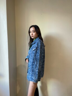 「EMODA」｜「アイテム（デニムジャケット）」を使った、濱田 萌衣(EMODA)さん（レディース・162cm）の冬コーディネート