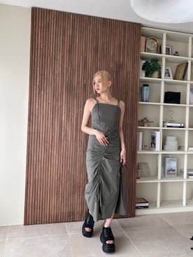 「EMODA」｜「アイテム（ワンピース/ドレス）」を使った、濱田 萌衣(EMODA)さん（レディース・162cm）の夏コーディネート