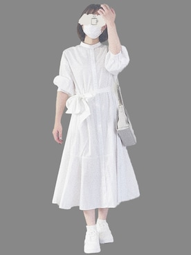 「オールホワイト」｜「アイテム（シャツワンピース）」を使った、おたみんぐさん（レディース・160cm）の秋コーディネート