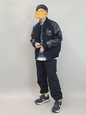 「カラーソックス」｜「アイテム（ブルゾン）」を使った、YANCHAさん（メンズ・167cm）の冬コーディネート