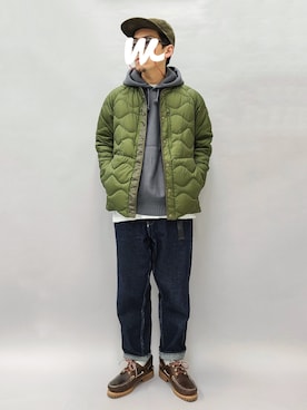 「アイテム（モカシン/デッキシューズ、ブラウン系）」を使った、YANCHAさん（メンズ・167cm）の冬コーディネート