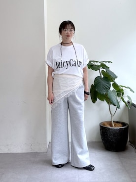 「Omekashi（オメカシ）のアイテム」を使った、mmmiさん（レディース・154cm）の春コーディネート