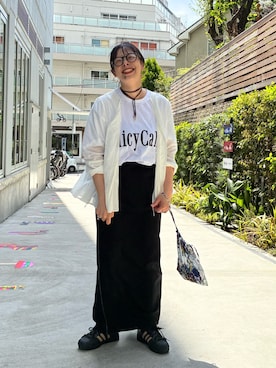 「Omekashi（オメカシ）のアイテム」を使った、mmmiさん（レディース・154cm）の春コーディネート