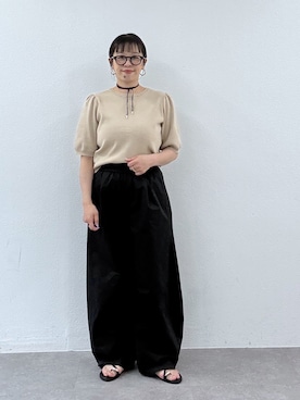 「Omekashi（オメカシ）のバレルイージーパンツ（チノパンツ、ブラック系）」を使った、mmmiさん（レディース・154cm）の春コーディネート