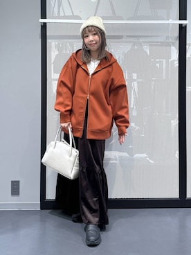 「アイテム（パーカー）」を使った、riya.さん（レディース・158cm・30代）の秋コーディネート
