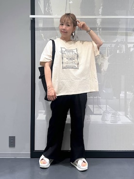 「LAKOLE（ラコレ）のサイドラインスラックスパンツ / 131983（その他パンツ）」を使った、riya.さん（レディース・158cm・30代）の夏コーディネート