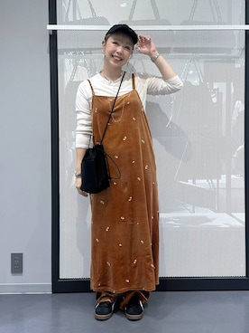 「アイテム（デジタル腕時計）」を使った、riya.さん（レディース・158cm）の秋コーディネート