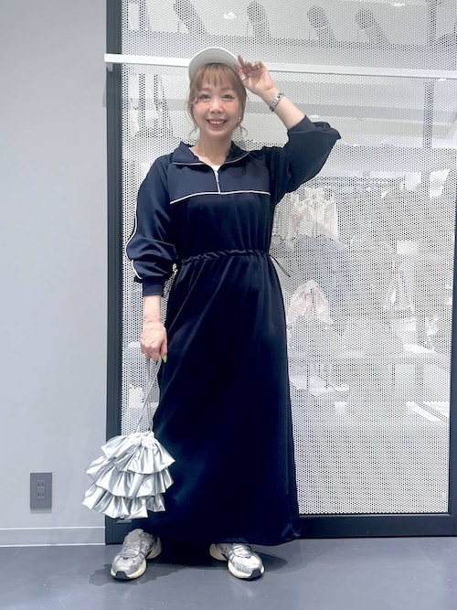 A15679 新品未使用 マリアピピ ベロアパイピングチェックワンピース 紺系S MAISON SPECIAL（メゾンスペシャル）の「ベロアチェックワンピース