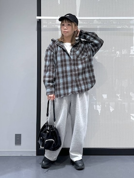 「アイテム（スウェットパンツ）」を使った、riya.さん（レディース・158cm・30代）の秋コーディネート